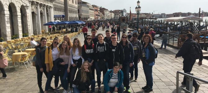 “Su e zo per i ponti” a Venezia