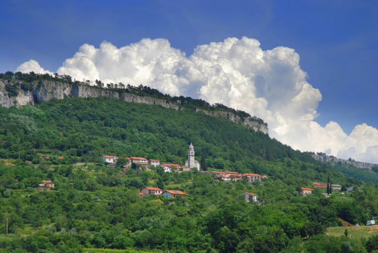 Escursione a Črni Kal e Hrastovlje