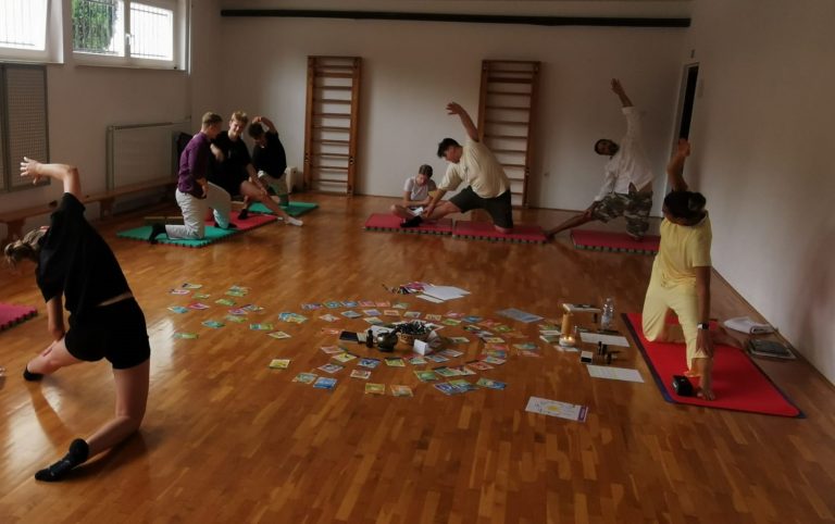 Laboratorio di Yoga educativo