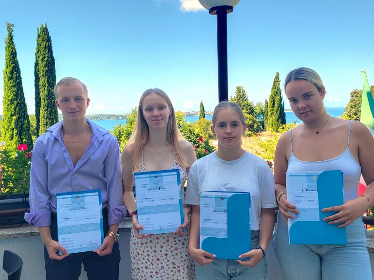 Congratulazioni ai maturandi!